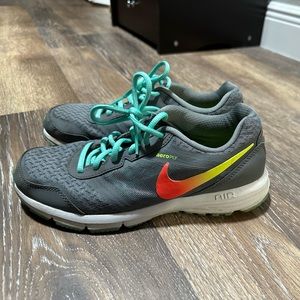 Aeroply Womens size 8 Nike’s shoe